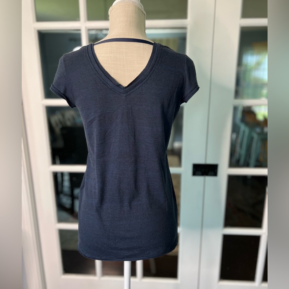 URBAN OUTFITTERS v-neck tee with ribbon across the back, navy burnout, small - Picture 2 of 6